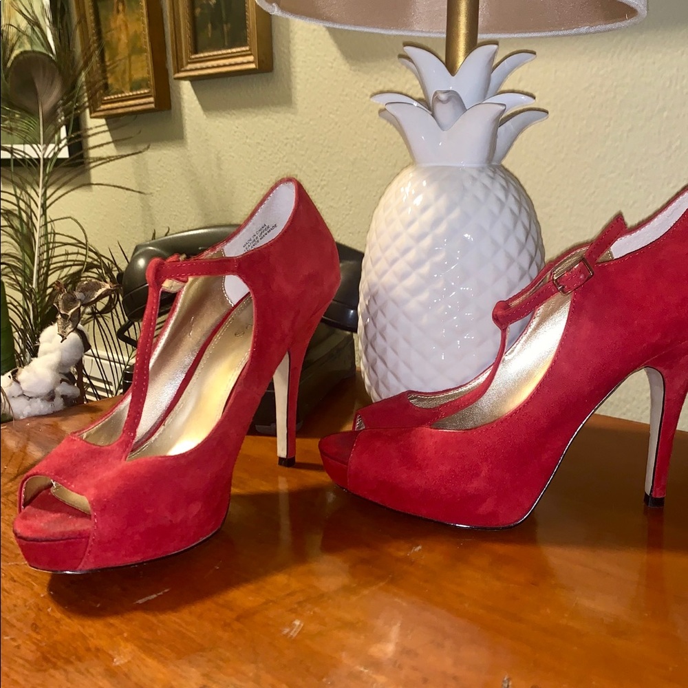 EUC Red Suede Bakers Peeptoe t-strap Retro Pumps